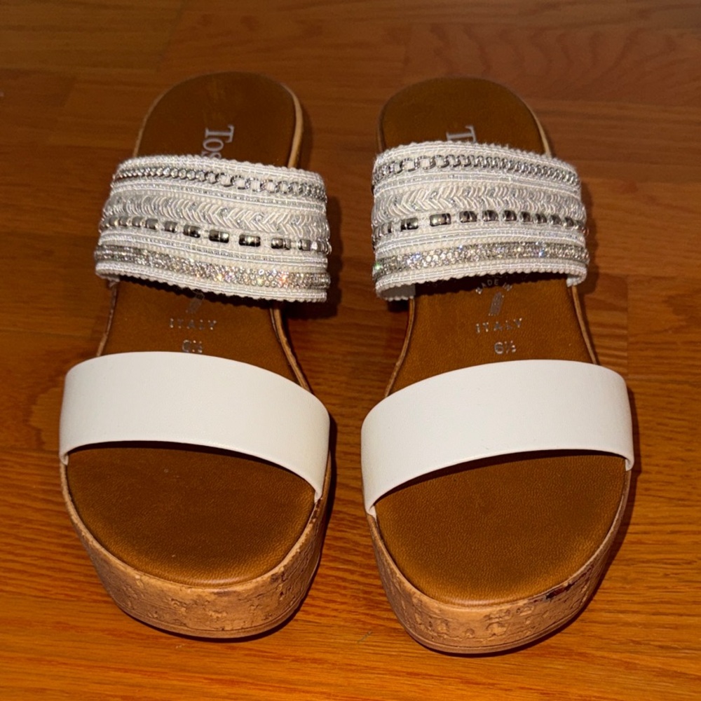 Toscanella Beaded White Double-Band Platform Slide Sandals